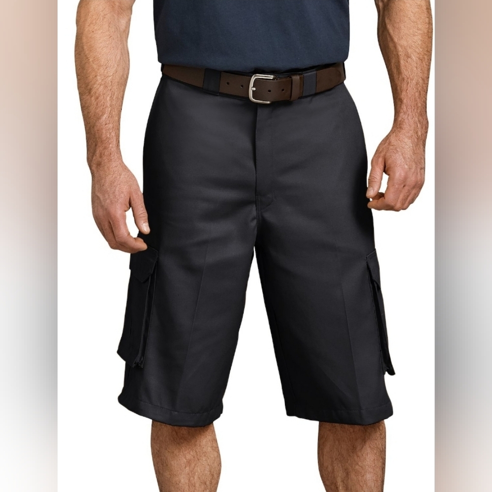 NWT Dickies Loose Fit Cargo Work Shorts Men's 44 Black 13" Inseam Loose Fit